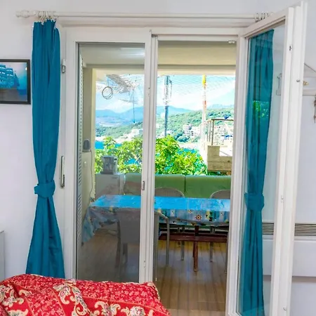 Montenegro - Utjeha - Tito Villa *